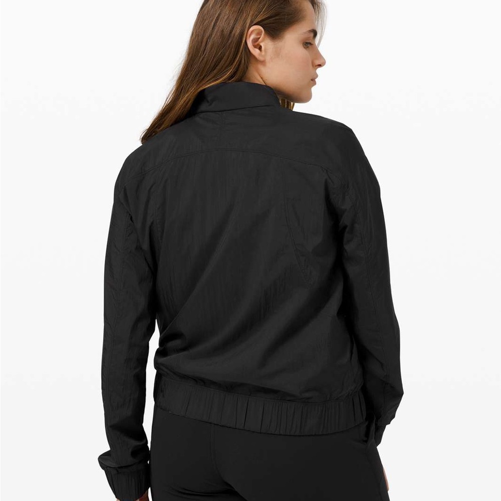 Lululemon Jacket - Picture 3 of 4